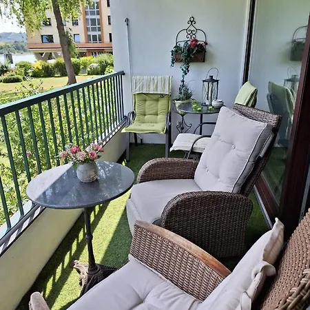 Rheinblick Lägenhet *